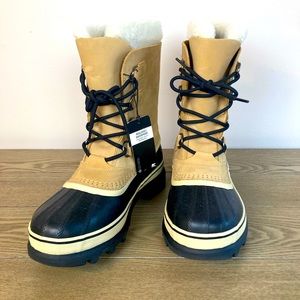 **SOLD** NWT - SOREL Women's Caribou Waterproof Boot